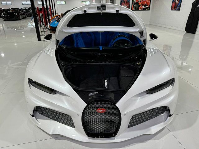 2024 Bugatti Chiron Super Sport "Elephant Blanc", 6/20