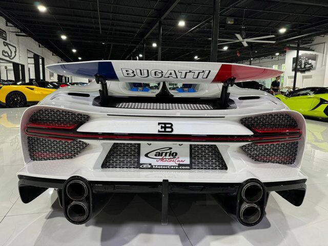 2024 Bugatti Chiron Super Sport "Elephant Blanc", 7/20