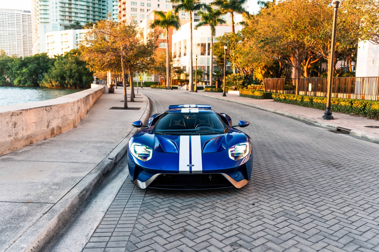 2018 Ford GT, 2/12