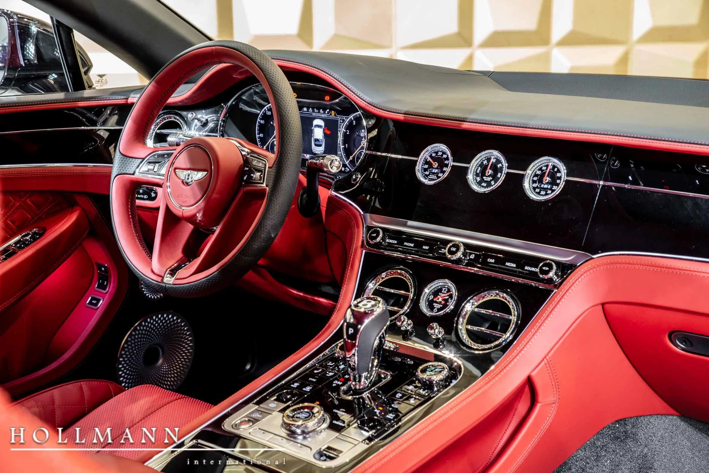 2019 Bentley Continental GT interior, dashboard, Hotspur Beluga