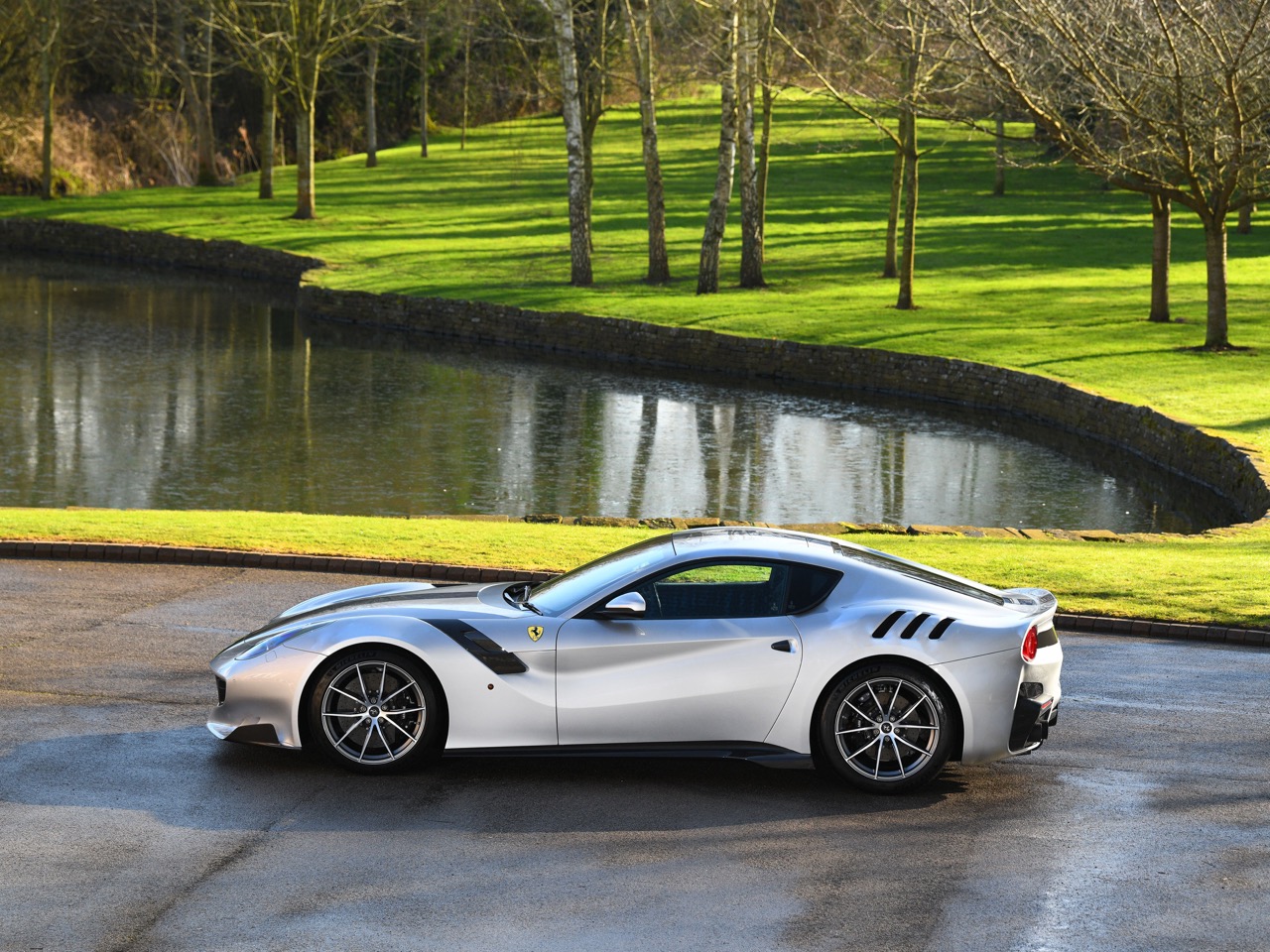 2016 Ferrari F12tdf, 14/16