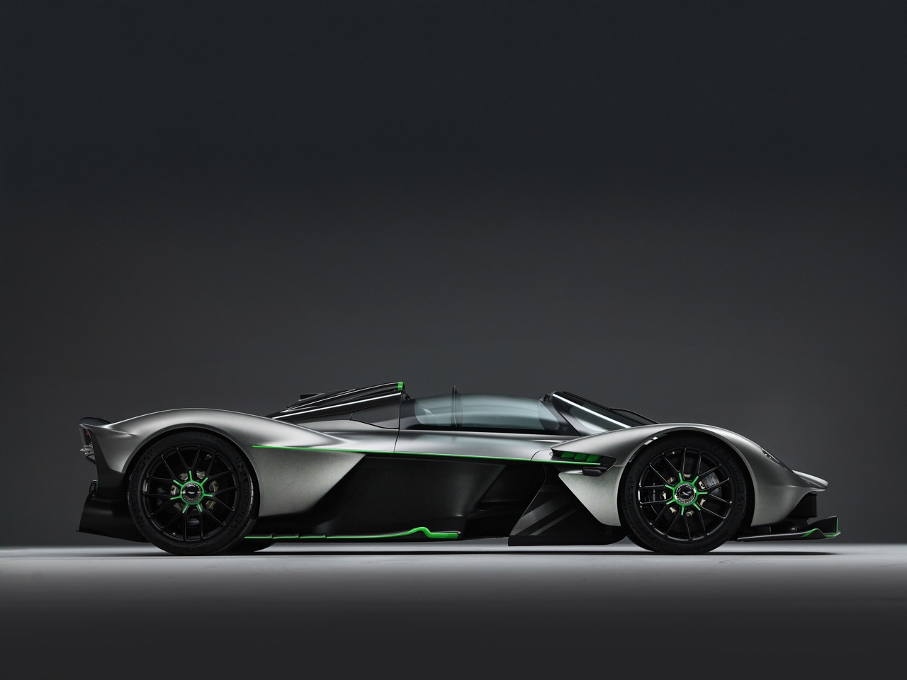 2024 Aston Martin Valkyrie Spider, 14/20
