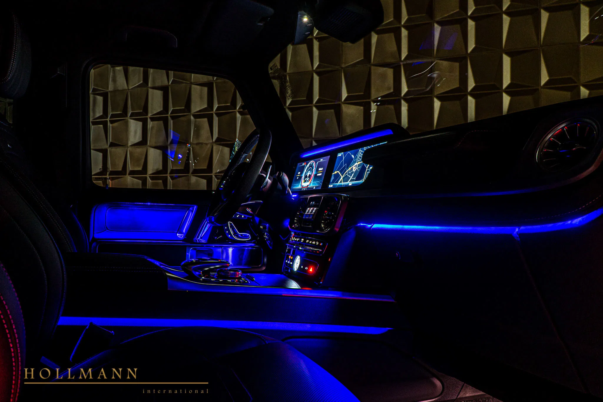 2019 BRABUS G 700 interior, dashboard, EXCLUSIV Leder Schwarz / Anthrazit