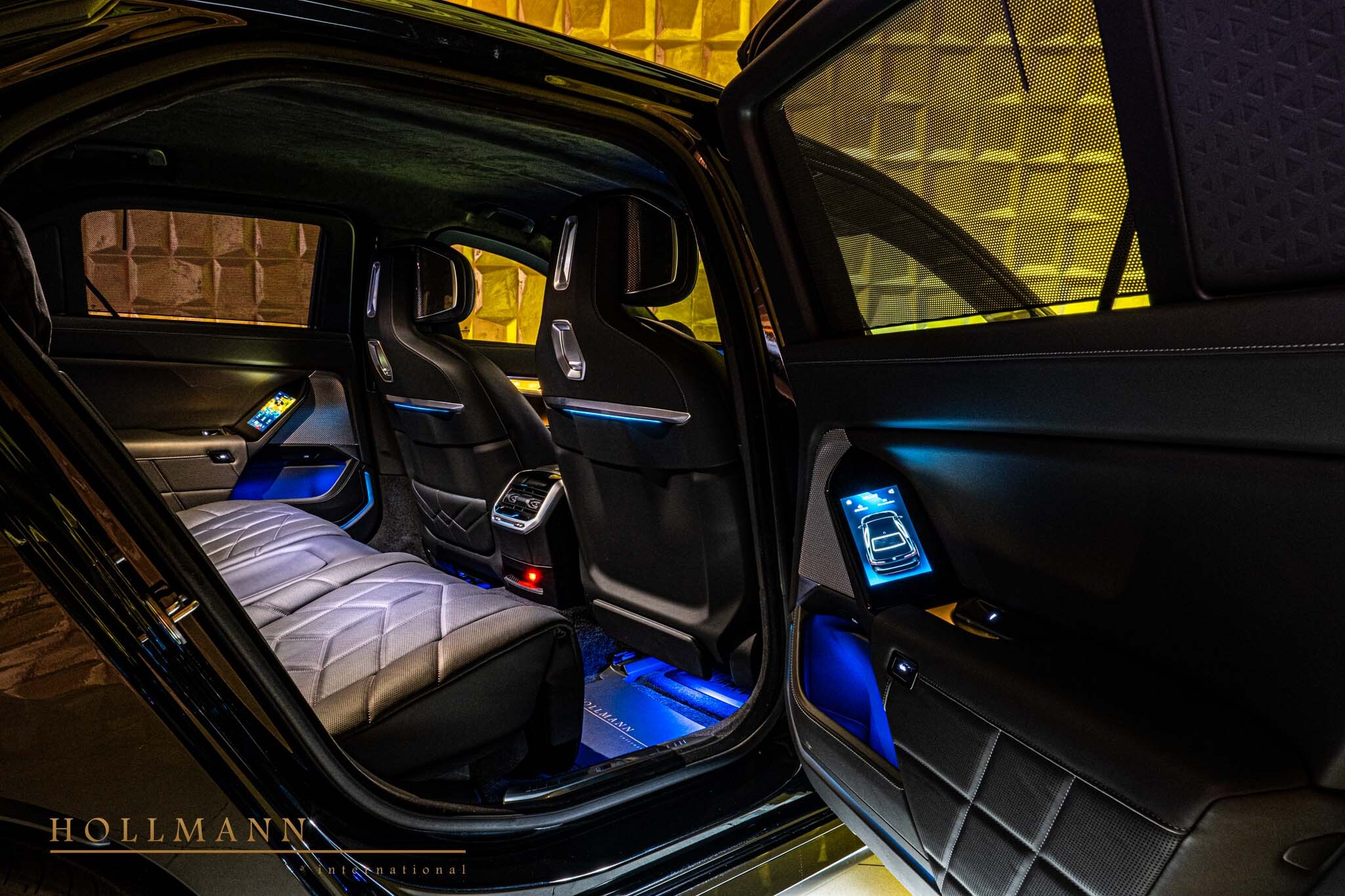 2025 Armored BMW 760i, 8/20