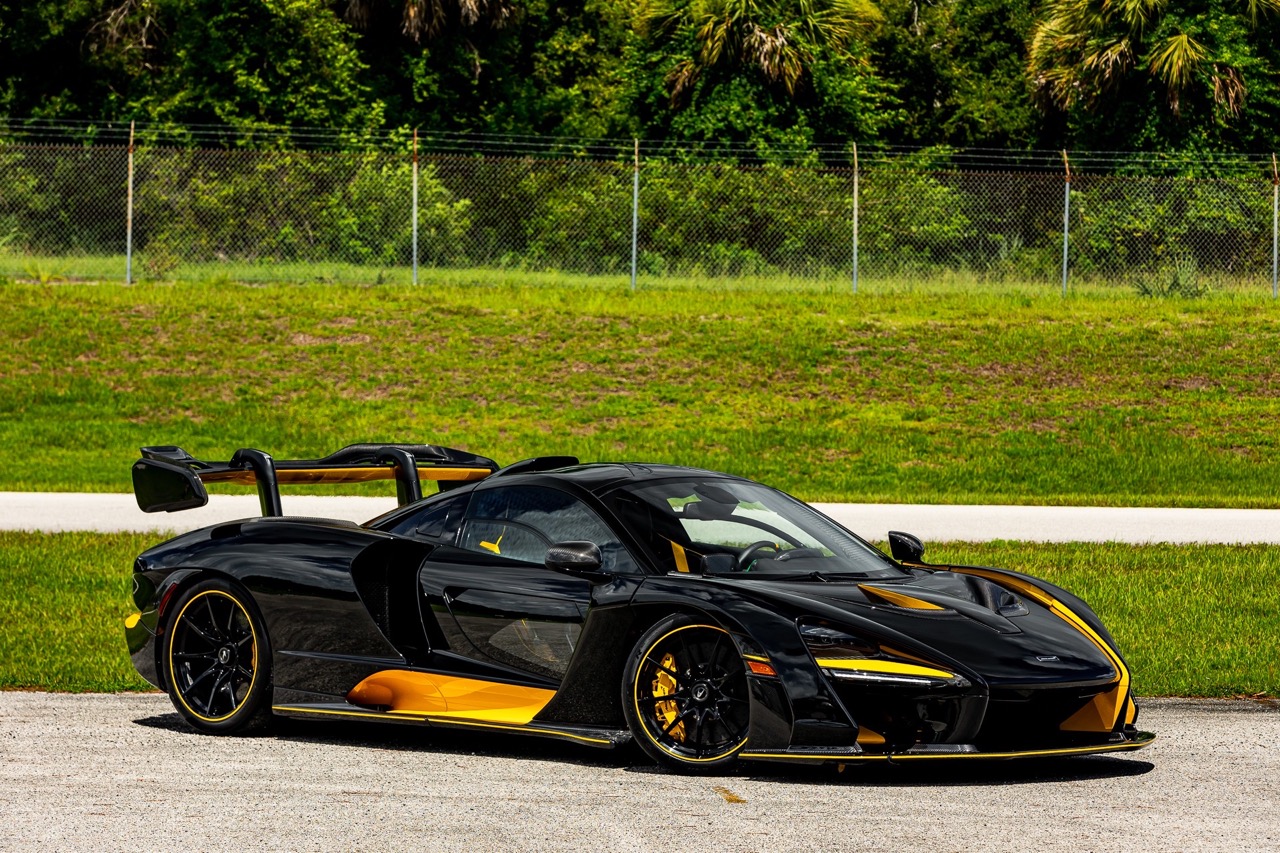 2019 McLaren Senna