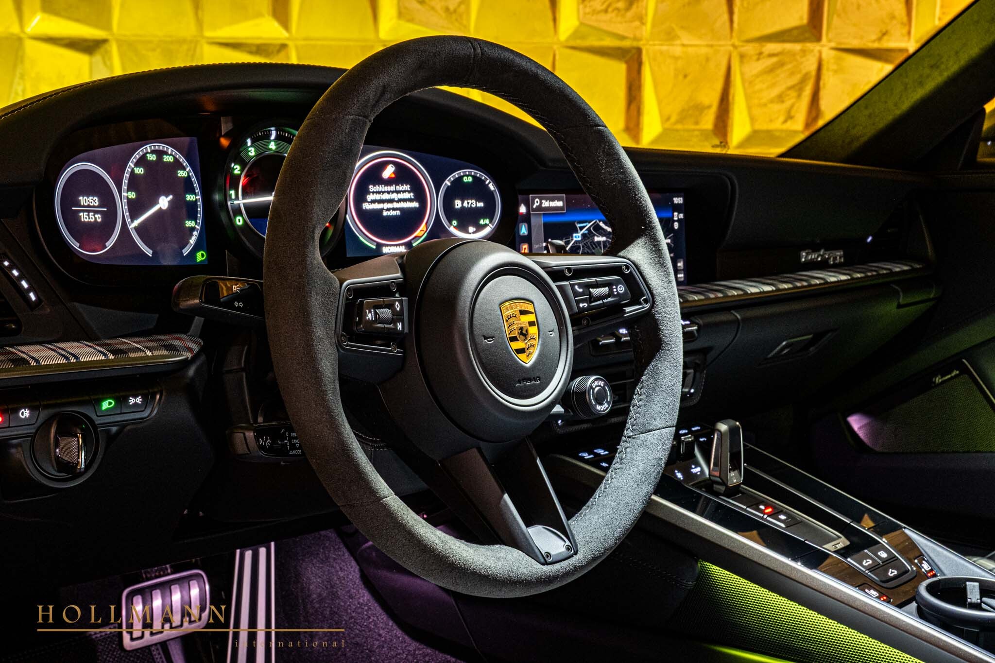 2025 Porsche 911 Turbo 50 Years, 4/17