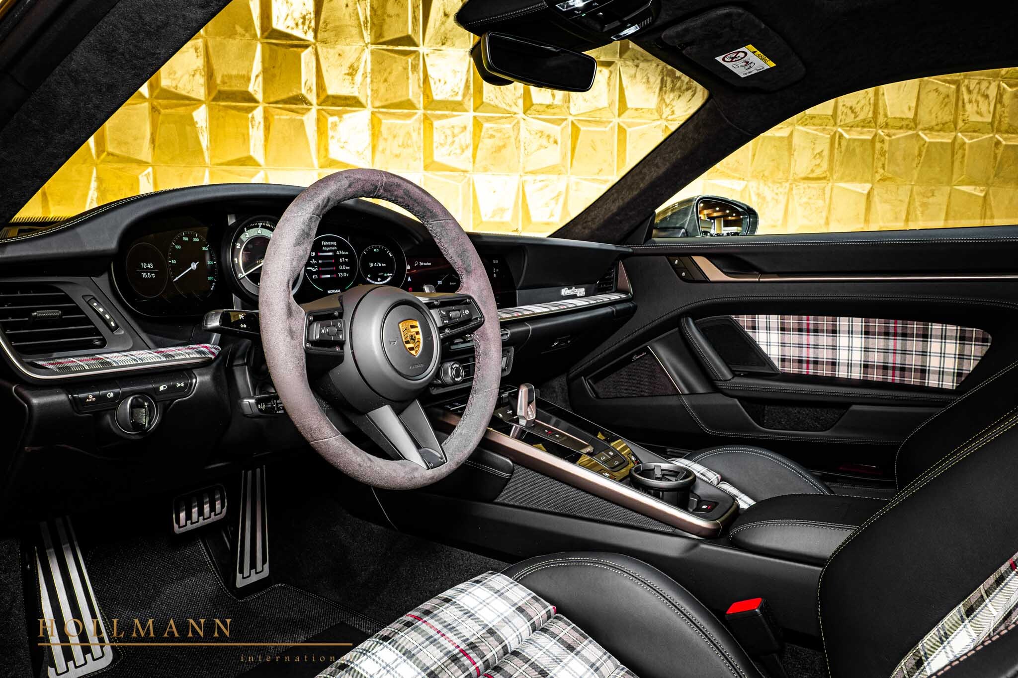 2025 Porsche 911 Turbo 50 Years, 6/17