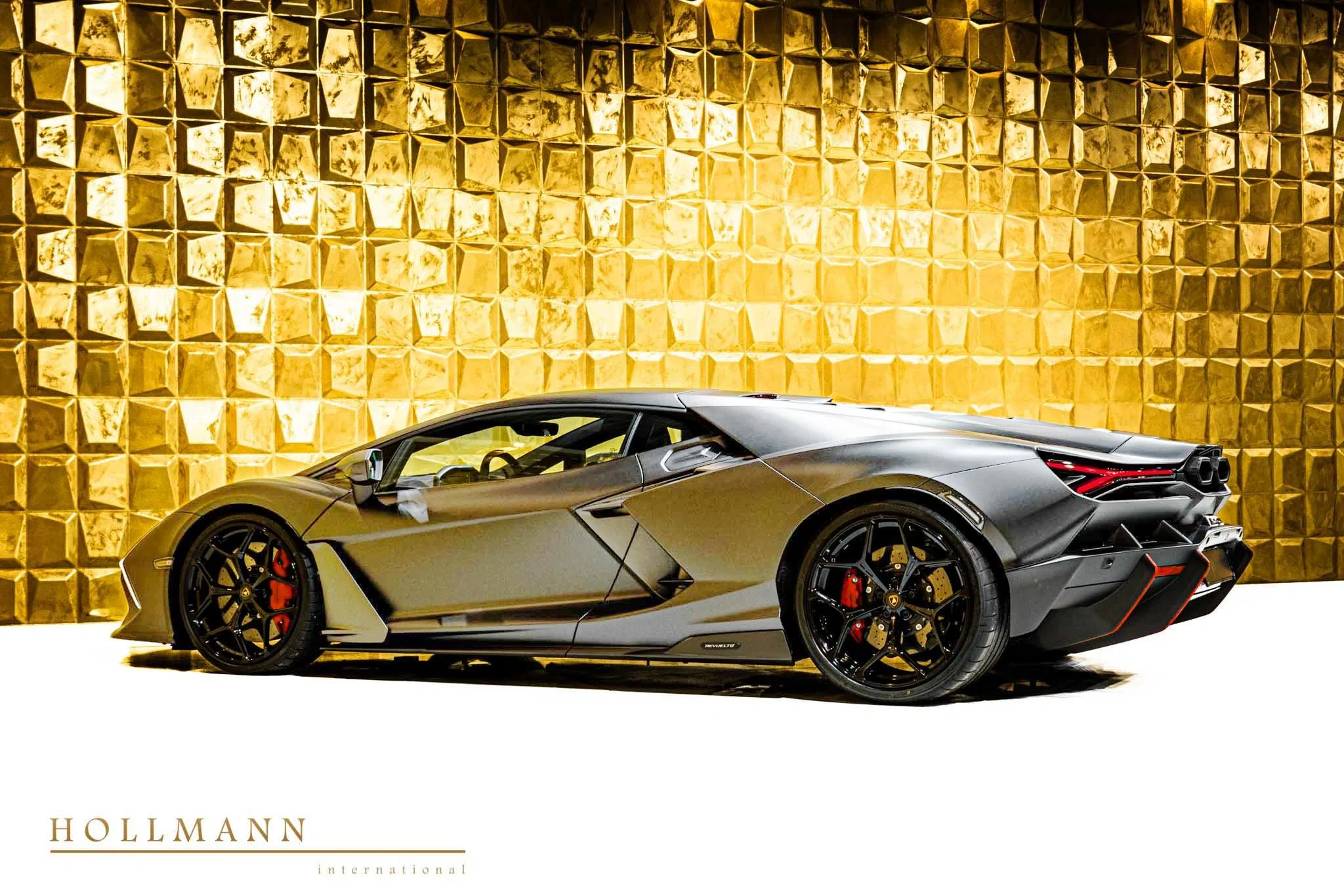 2025 Lamborghini Revuelto for sale, exterior, Grigio Titans
