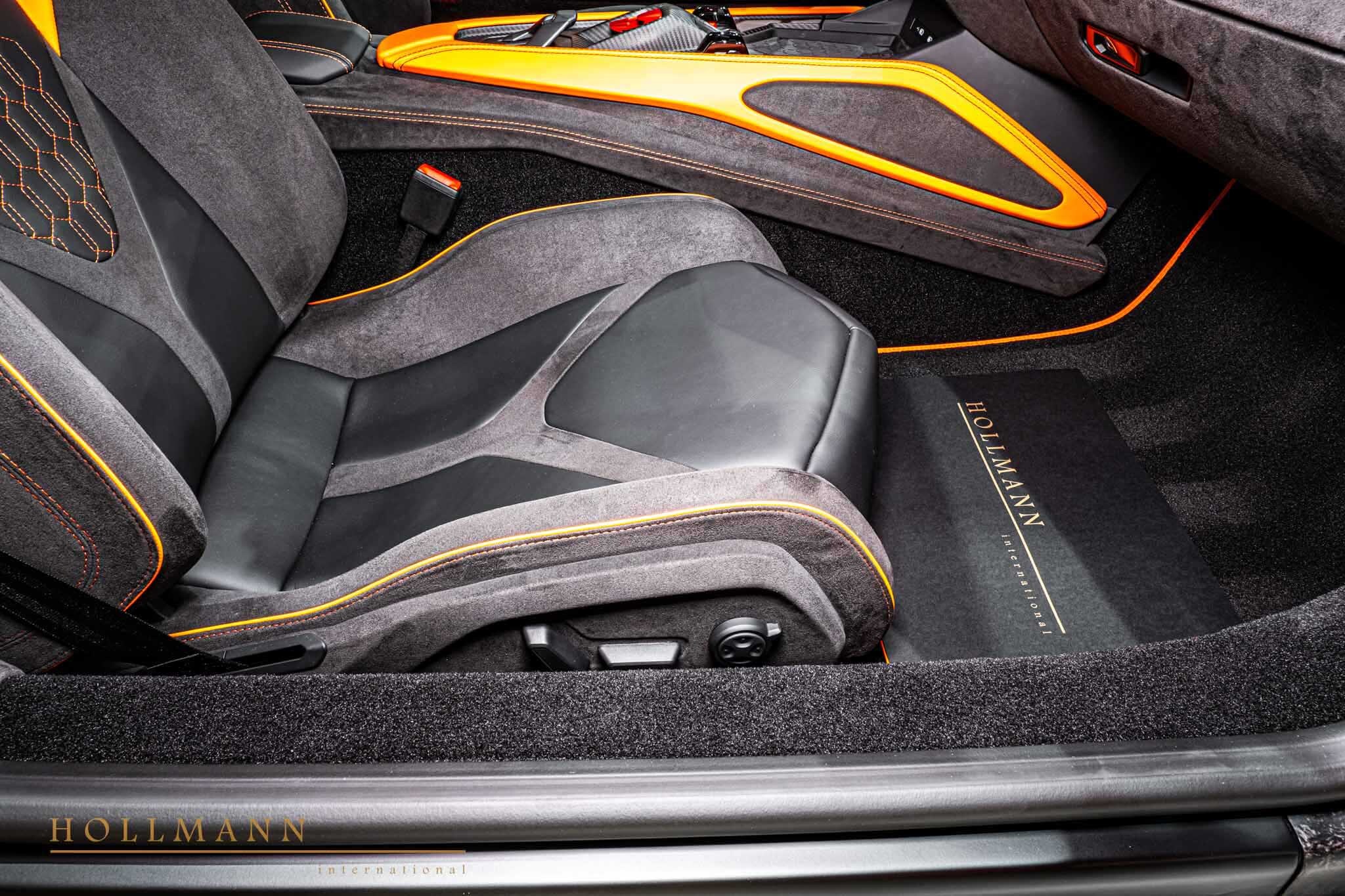 2025 Lamborghini Revuelto, 8/13