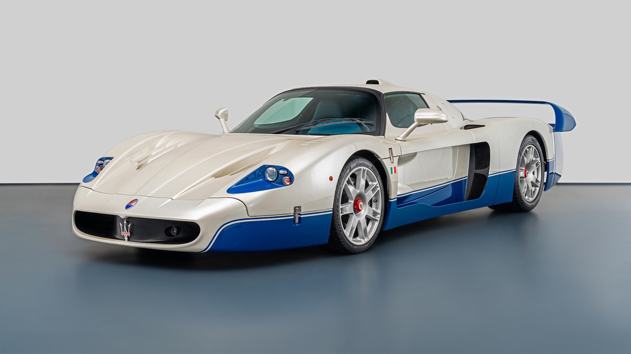 2005 Maserati MC12, 2/18