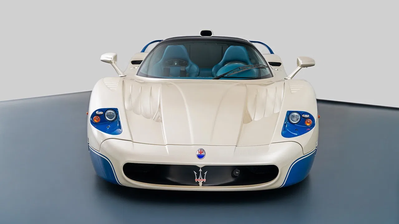 2005 Maserati MC12 for sale, exterior, Bianco Fuji