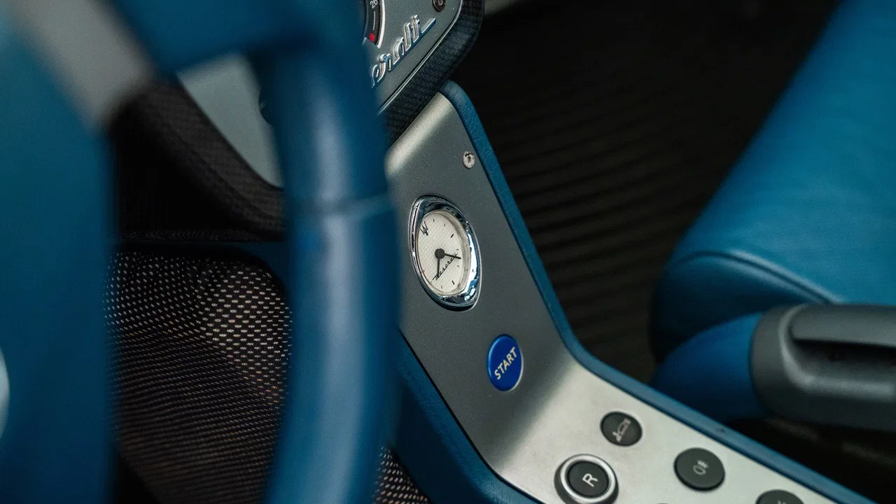 2005 Maserati MC12 interior, center console, Blue Leather