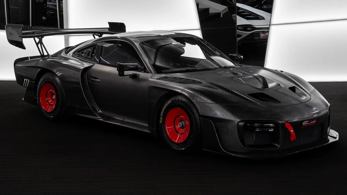 2019 Porsche 935