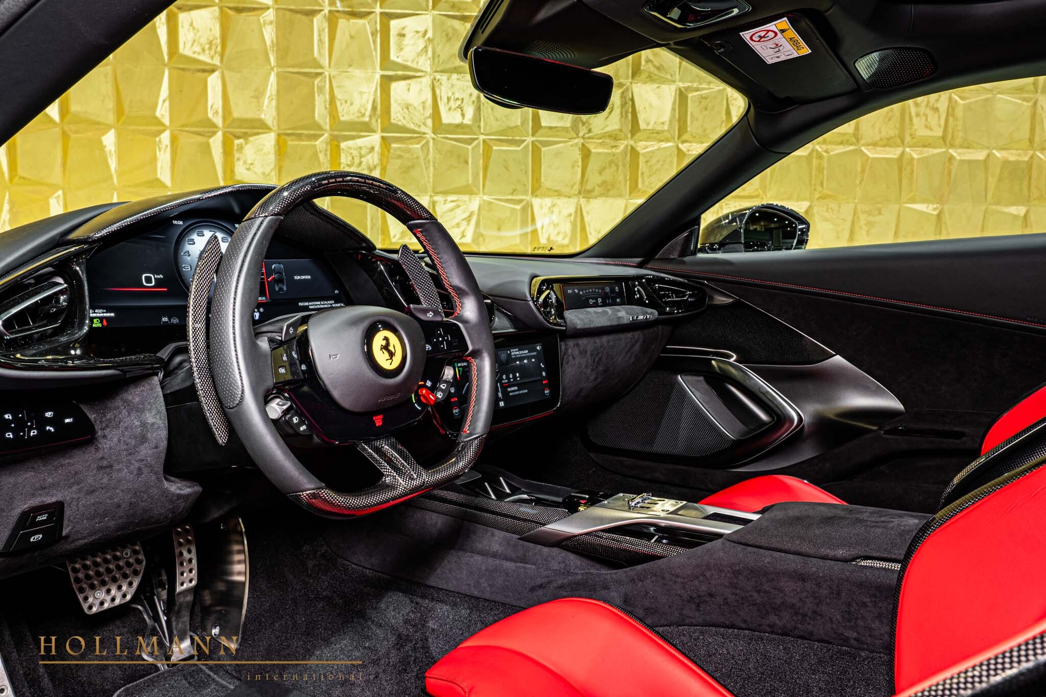 2025 Ferrari 12Cilindri, 5/18
