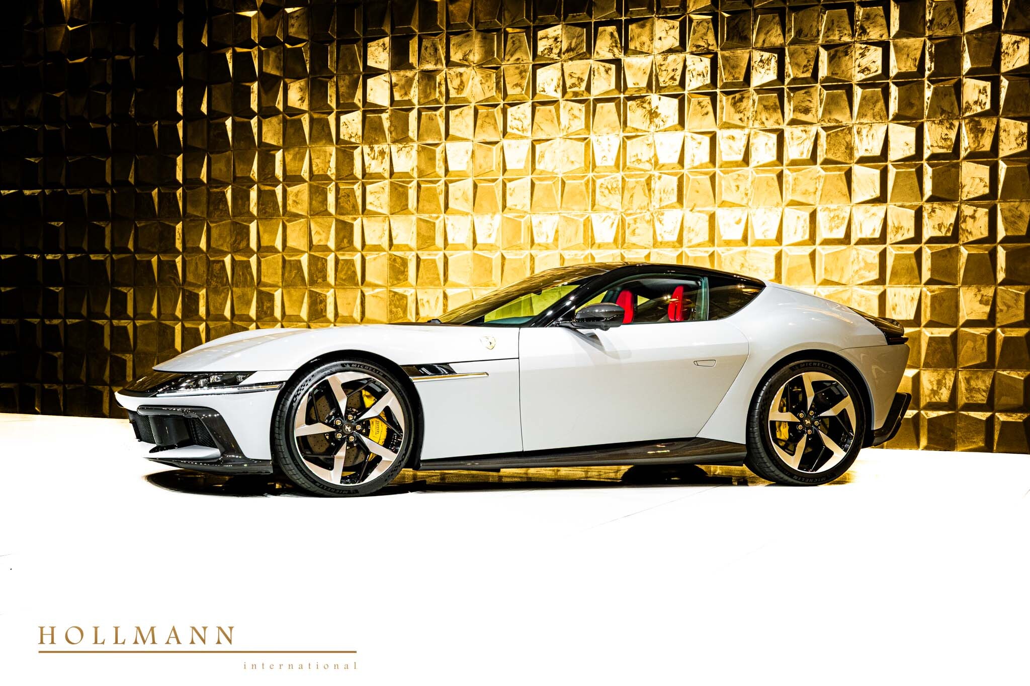 2025 Ferrari 12Cilindri, 7/18