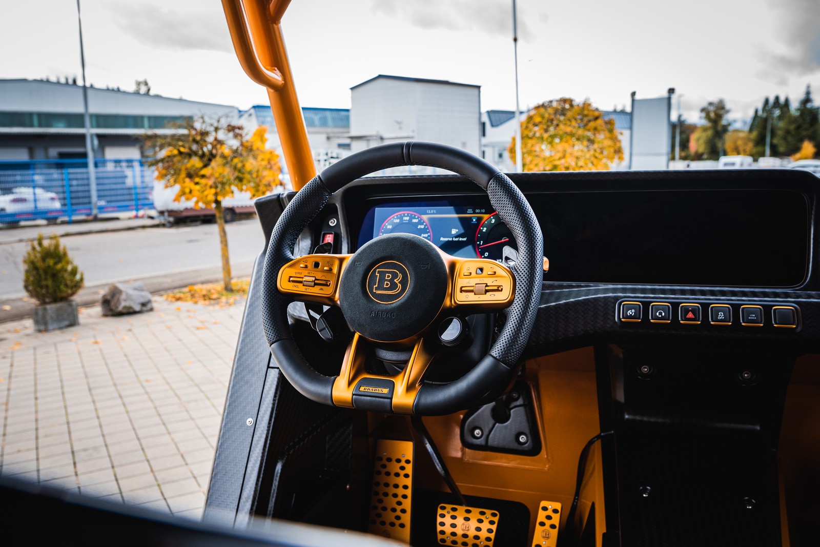 2024 BRABUS Crawler, 13/16