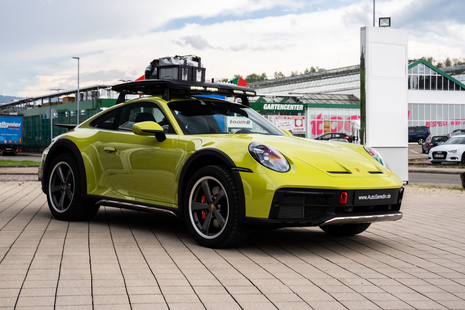 2025 Porsche 992 Dakar, 18/20