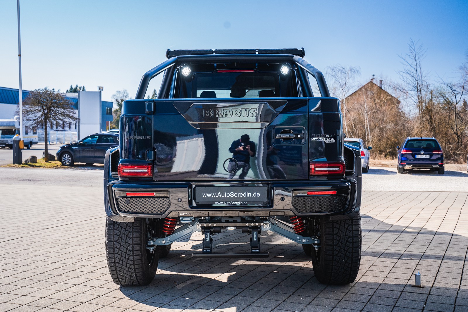 2024 BRABUS XLP 900 6x6 Adventure, 2/17
