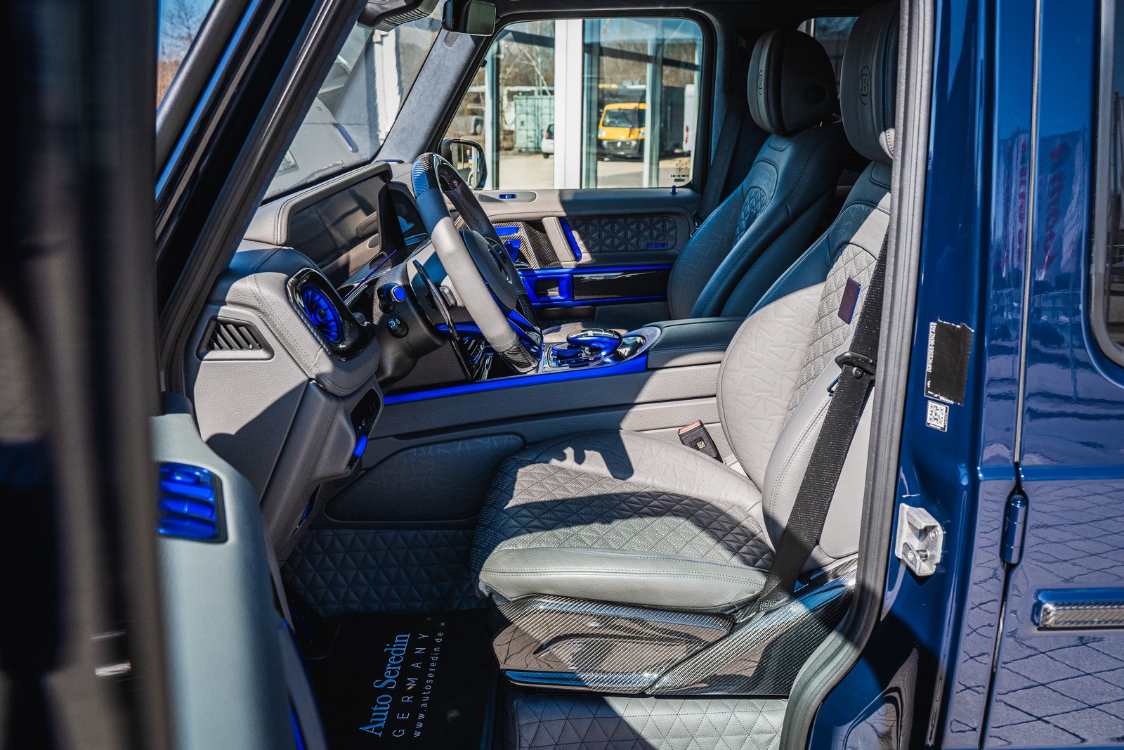 2024 BRABUS XLP 900 6x6 Adventure, 9/17