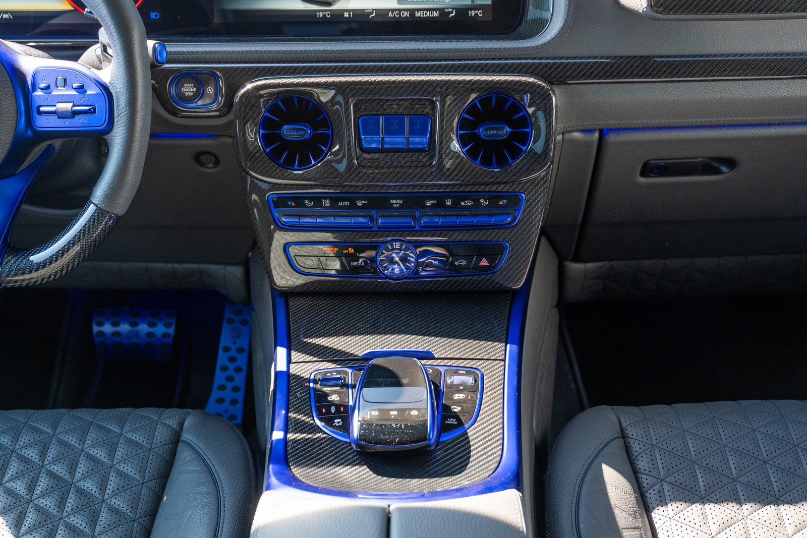 2024 BRABUS XLP 900 6x6 Adventure, 13/17
