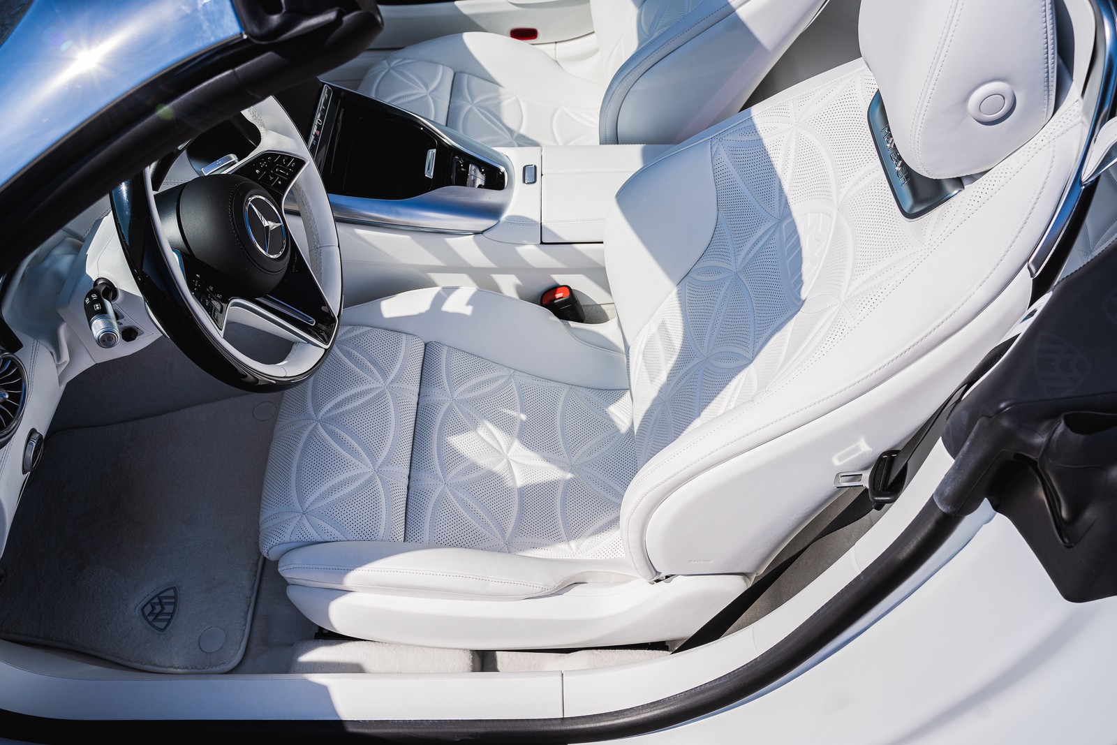 2025 Maybach SL 680, 4/20