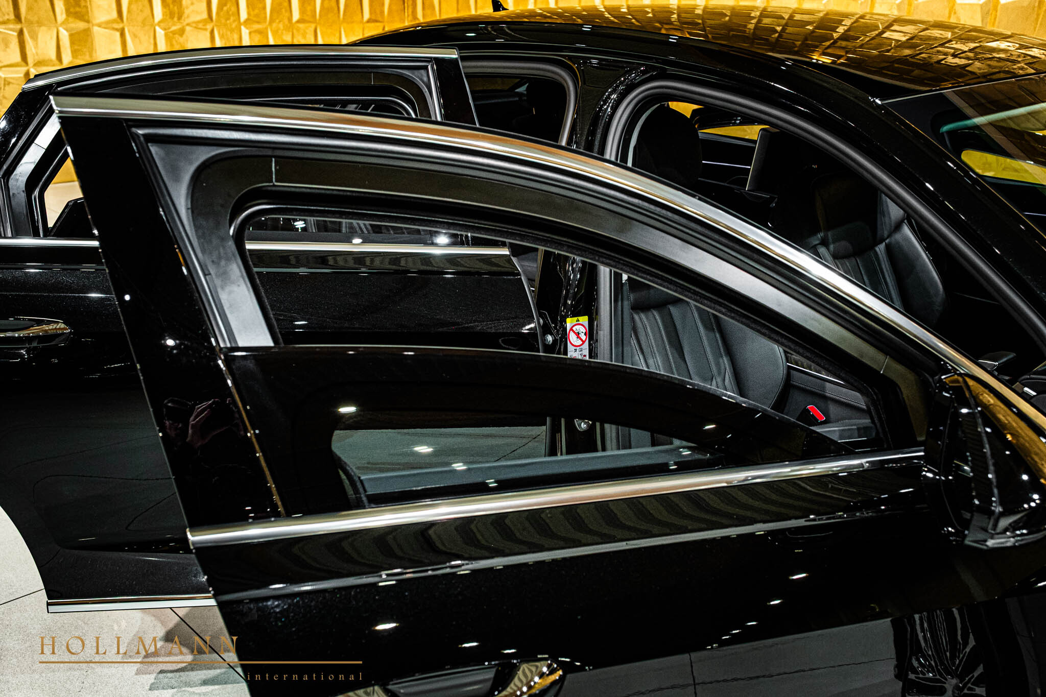 2024 Armored Audi A8, 4/20