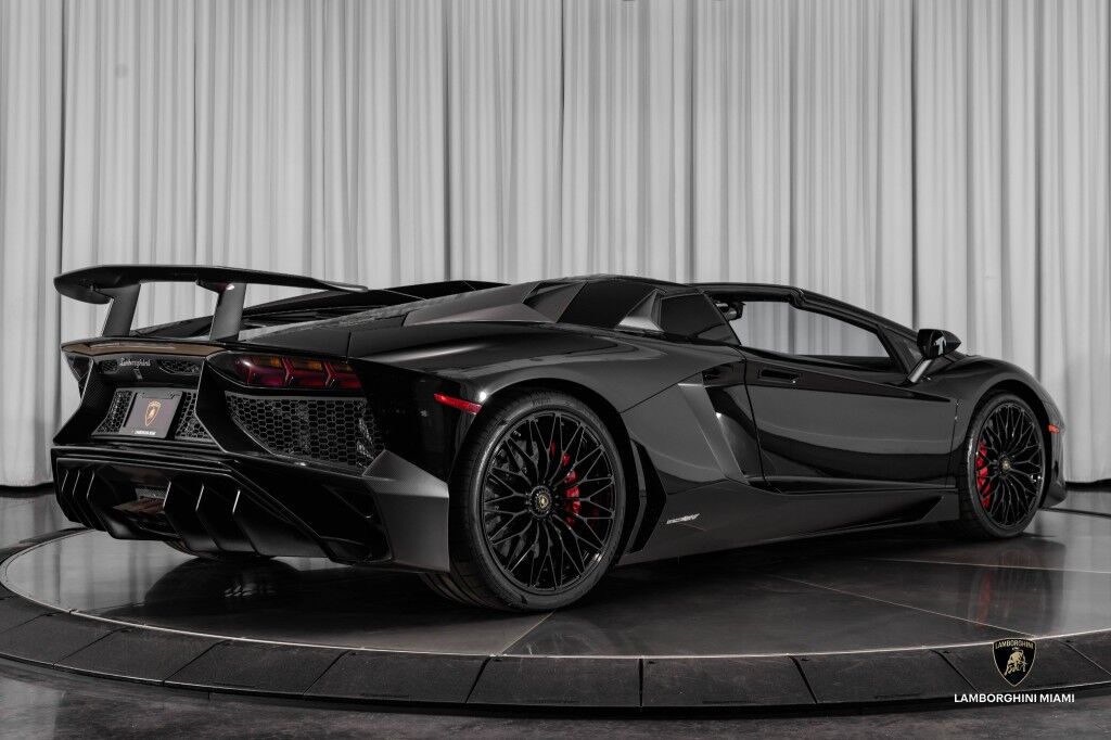 2017 Lamborghini Aventador SV, 11/15