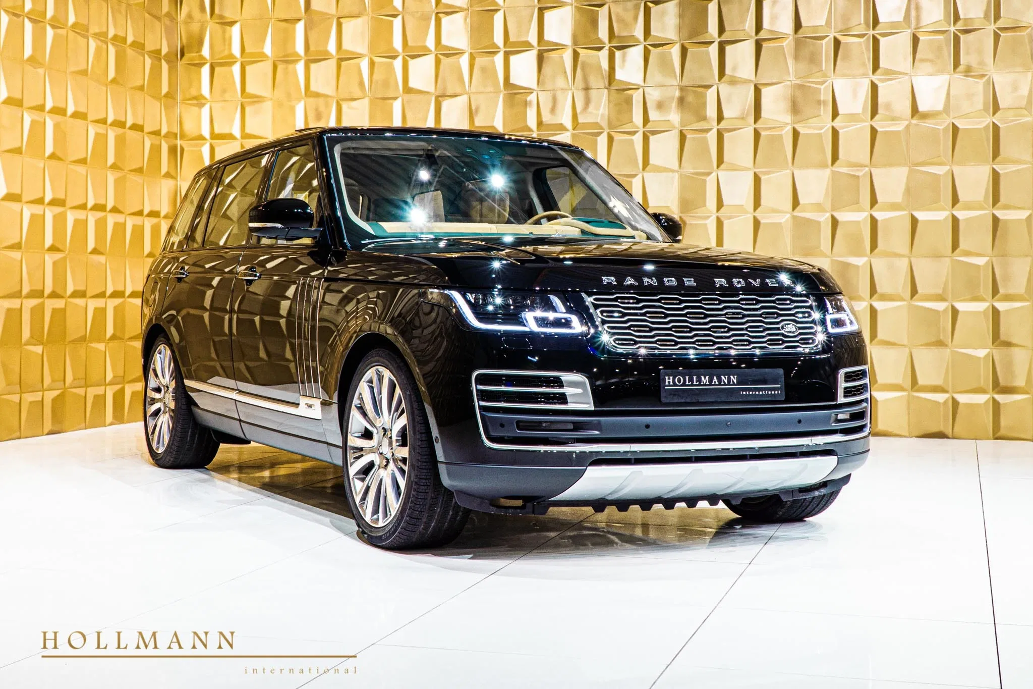 2020 Land Rover Range Rover 5.0 LWB SV-AUTOBIOGRAPHY for sale, exterior, Santorini Black