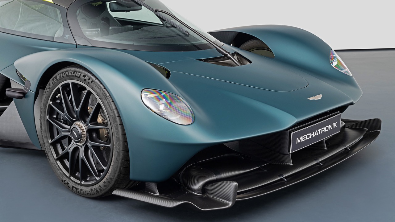 2023 Aston Martin Valkyrie, 7/12