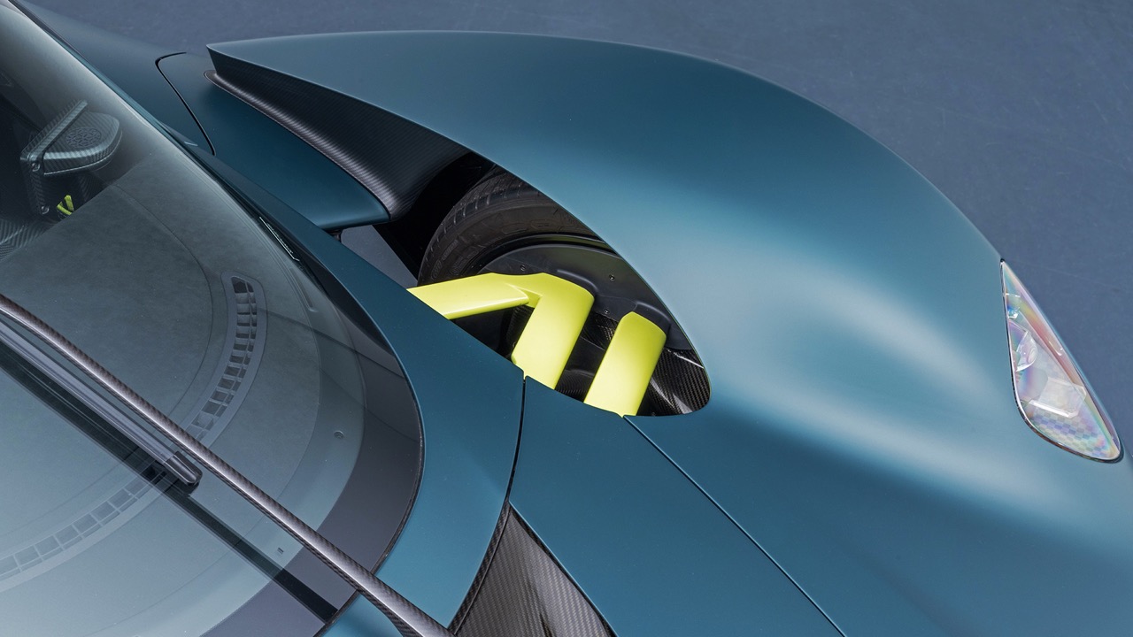 2023 Aston Martin Valkyrie, 9/12