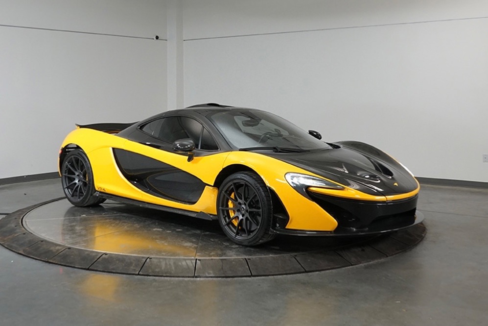 2013 McLaren P1, 2/21