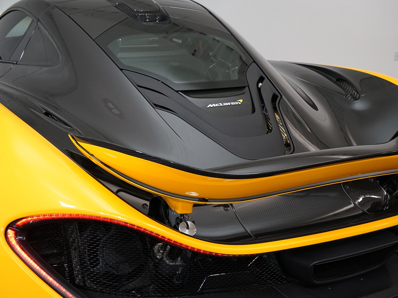 2013 McLaren P1, 9/21