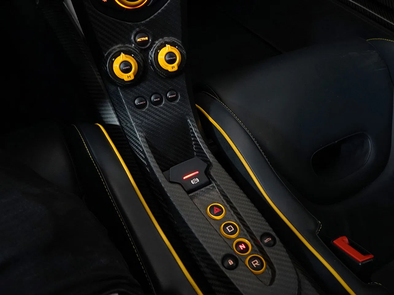 2013 McLaren P1 interior, Black with Yellow inserts