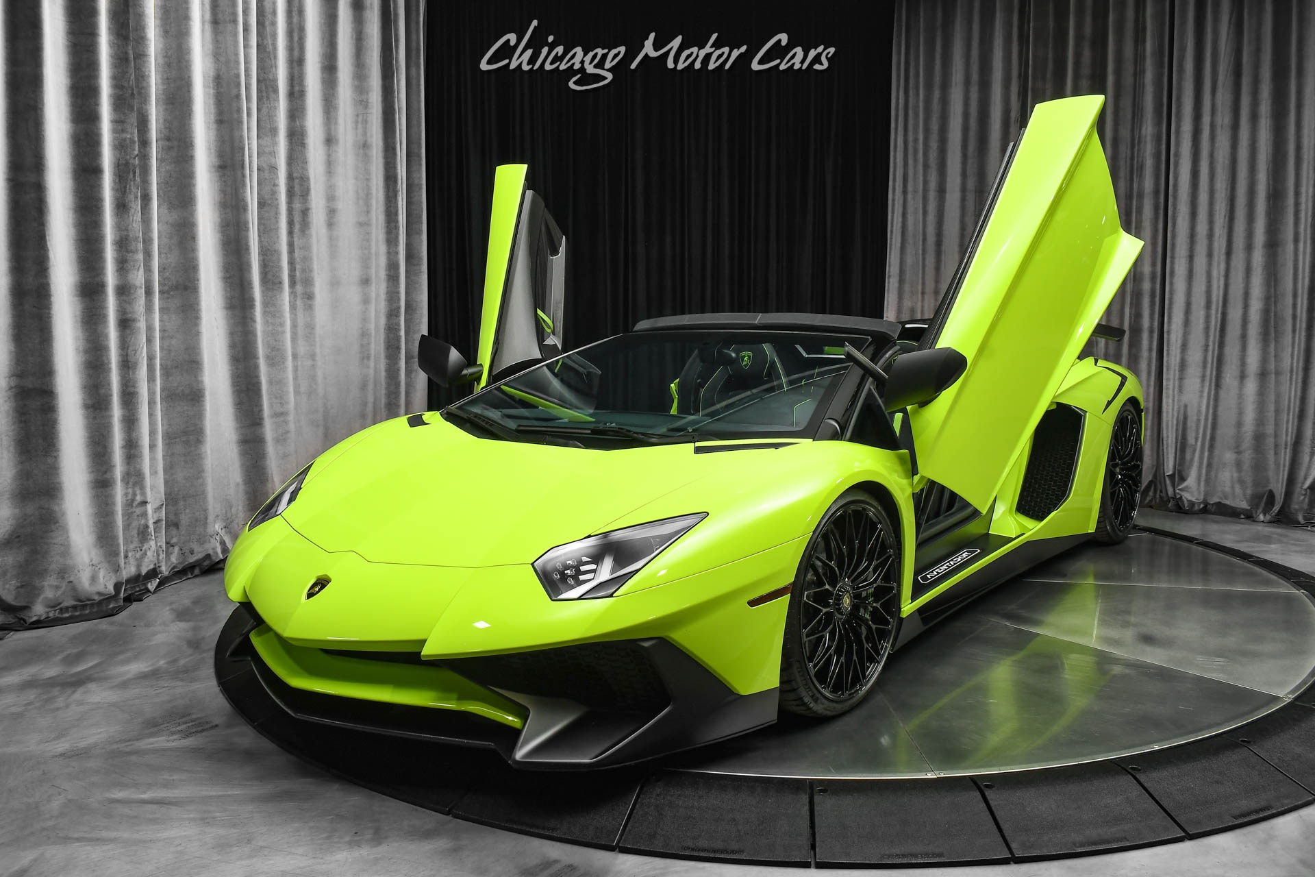 2016 Lamborghini Aventador SV Roadster, 3/20