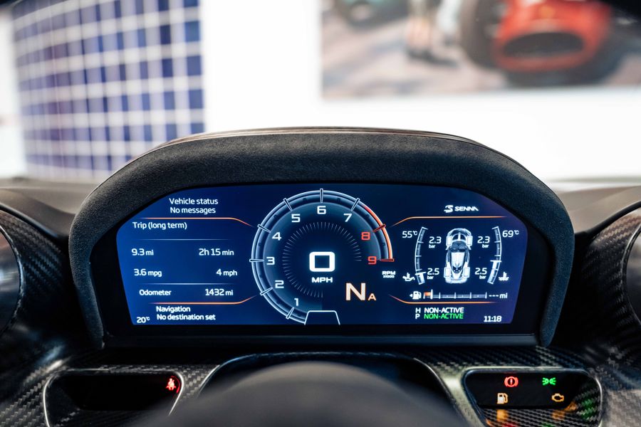 2018 McLaren Senna, 2/19