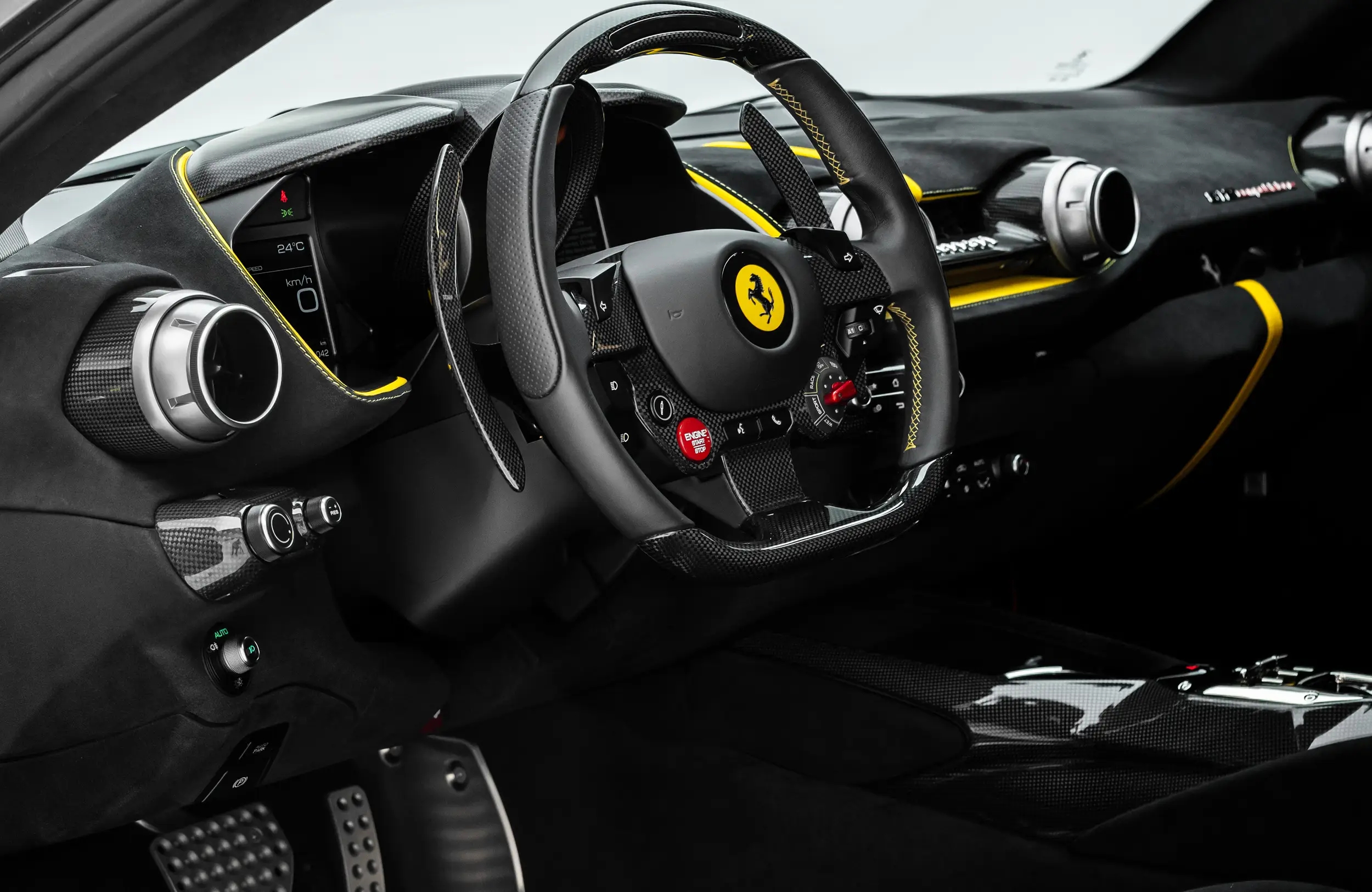 2023 Ferrari 812 Competizione, 8/66