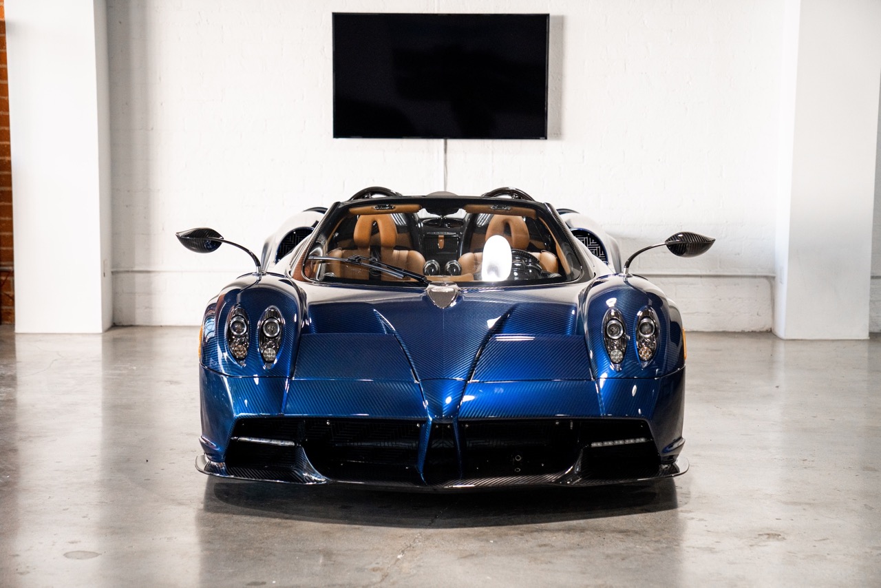 2017 Pagani Huayra Roadster, 19/35