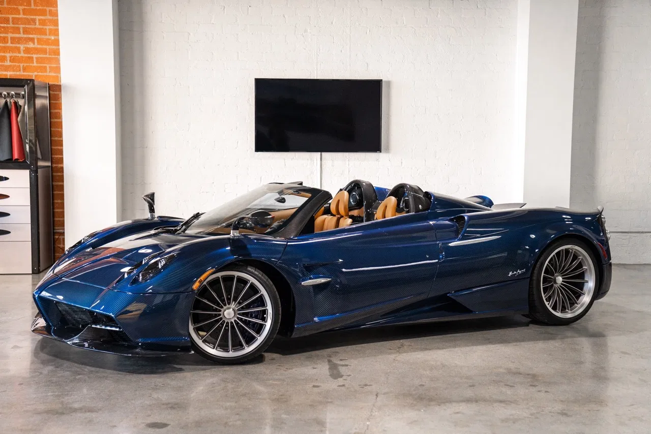 2017 Pagani Huayra Roadster for sale, exterior, Blue