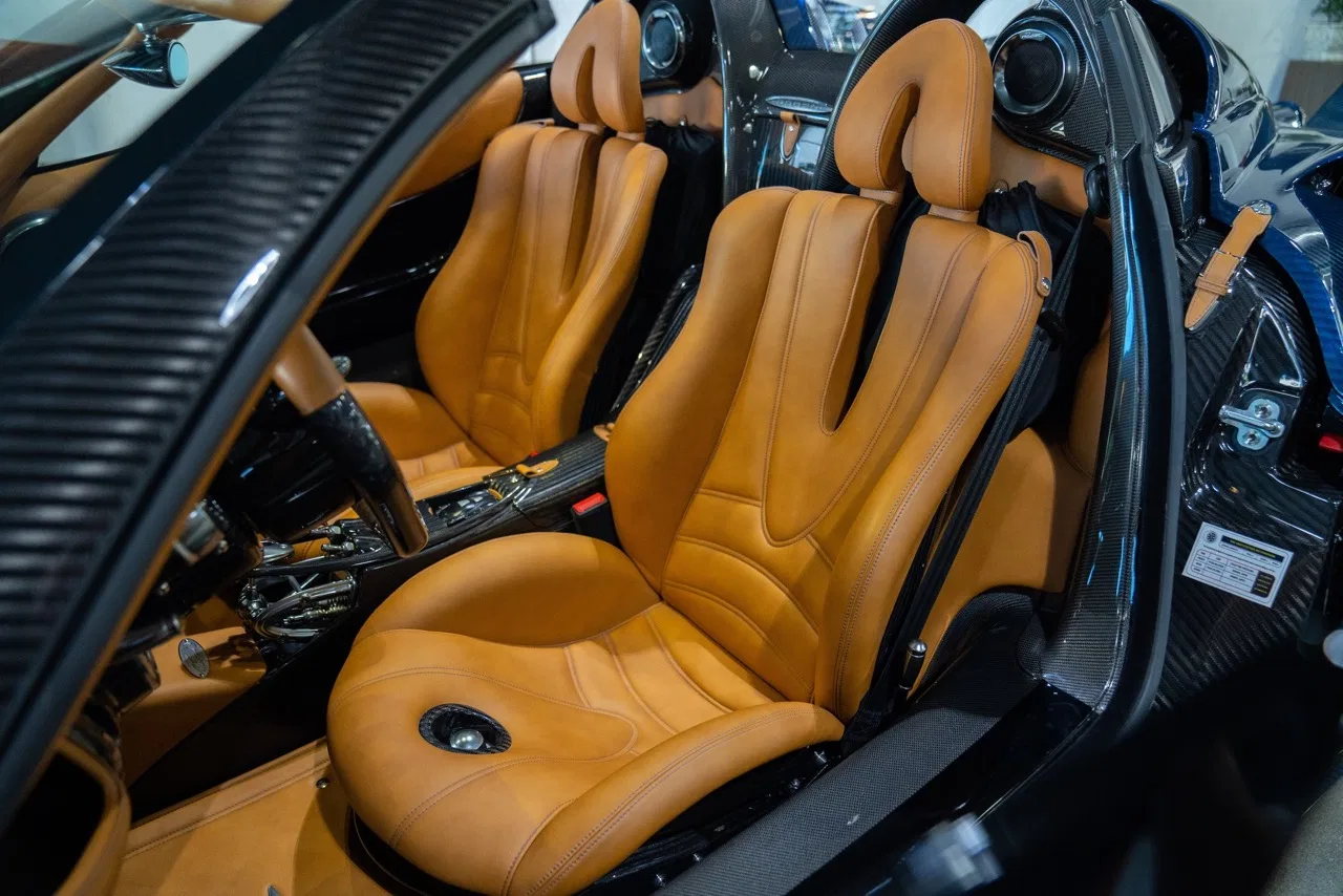 2017 Pagani Huayra Roadster interior, seats, Tan