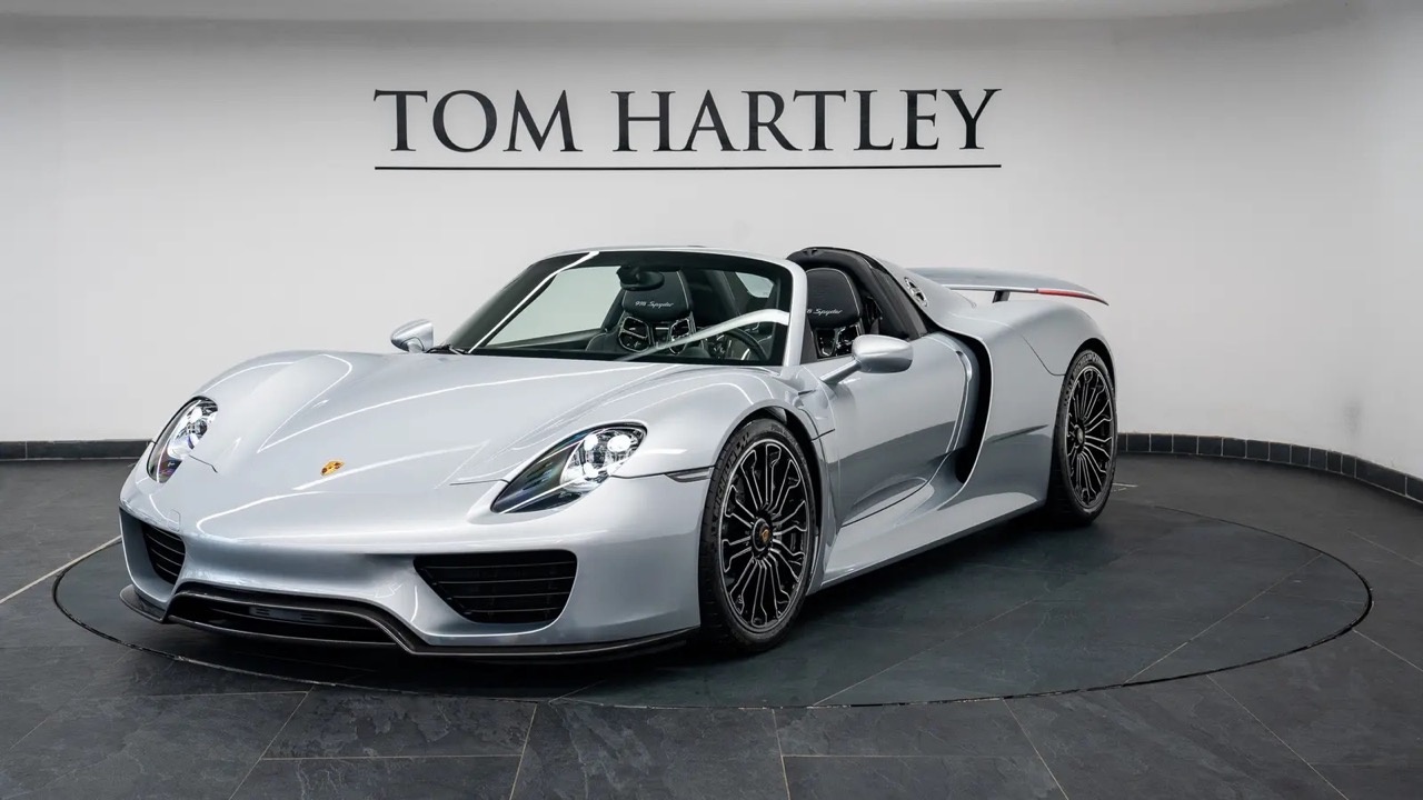 2015 Porsche 918 Spyder