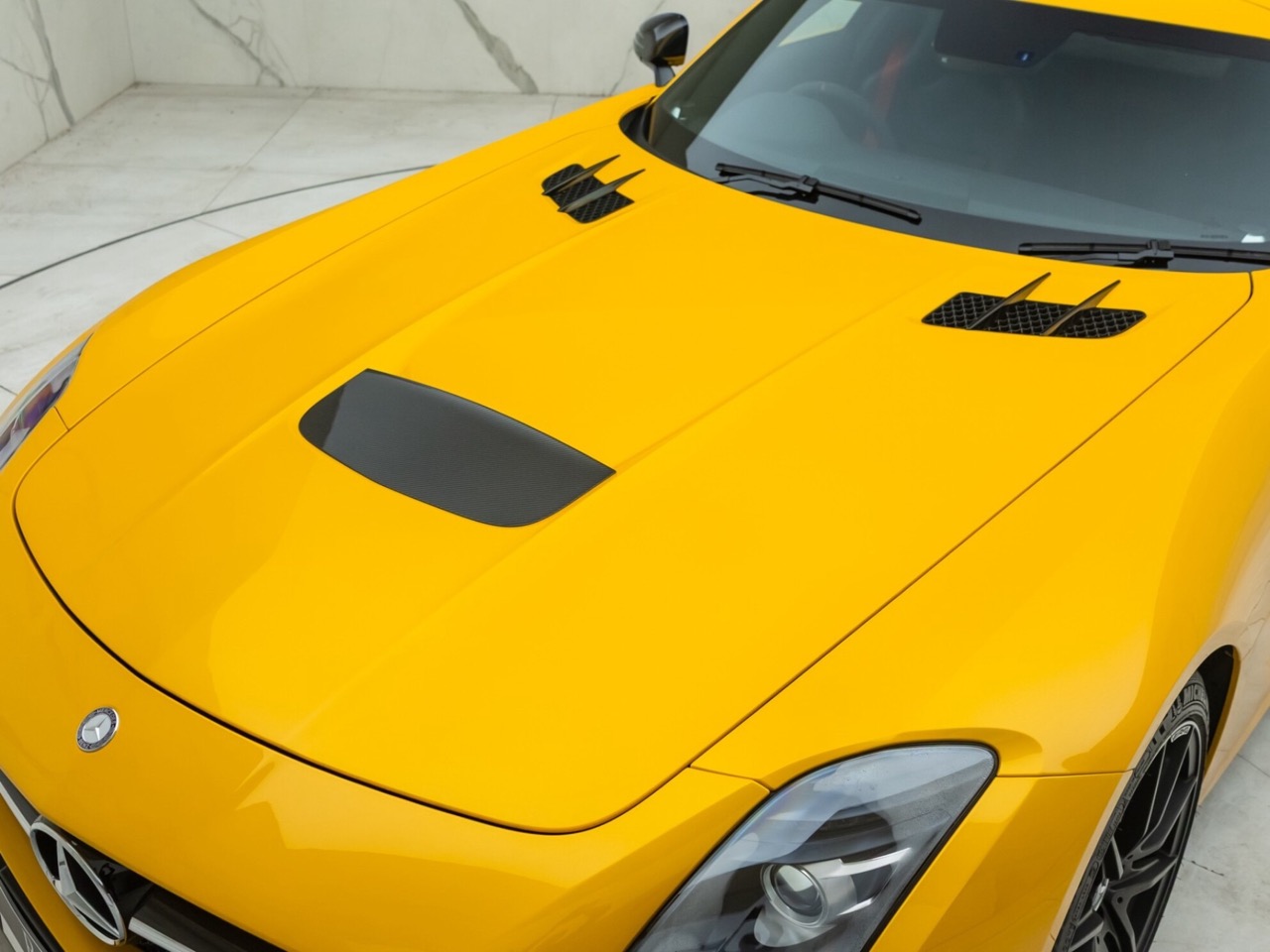 2015 Mercedes-Benz SLS AMG Black Series, 2/16