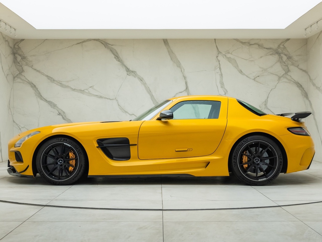 2015 Mercedes-Benz SLS AMG Black Series, 4/16
