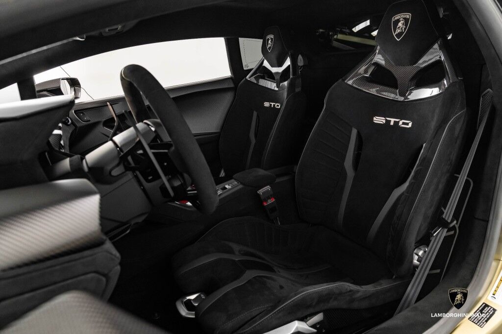 2023 Lamborghini Huracán STO, 6/13