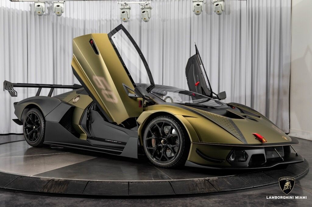 2021 Lamborghini Essenza SCV12