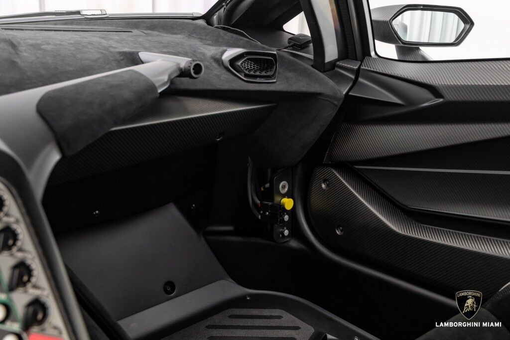 2021 Lamborghini Essenza SCV12, 10/15