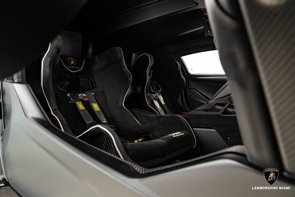 2021 Lamborghini Essenza SCV12, 13/15