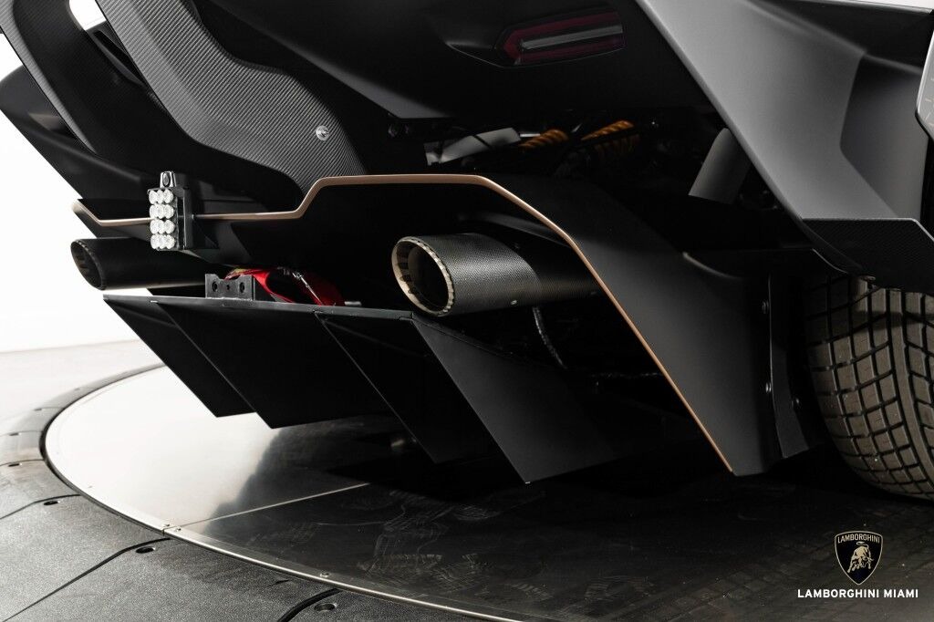 2021 Lamborghini Essenza SCV12, 15/15