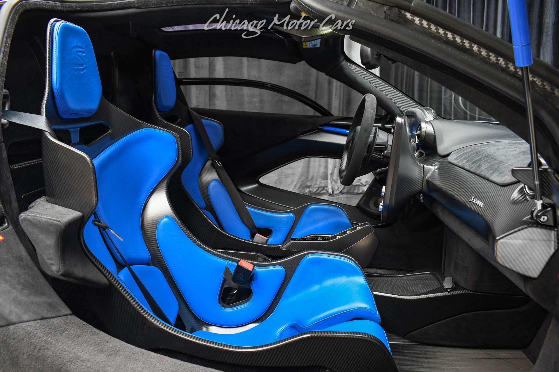 2019 McLaren Senna, 16/17