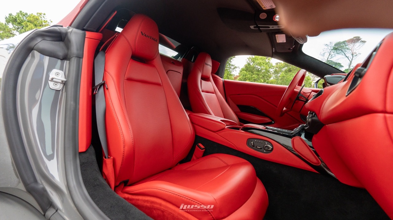 2021 Aston Martin Vantage, 10/15