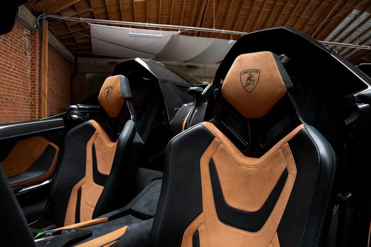 2021 Lamborghini Sián Roadster interior, seats